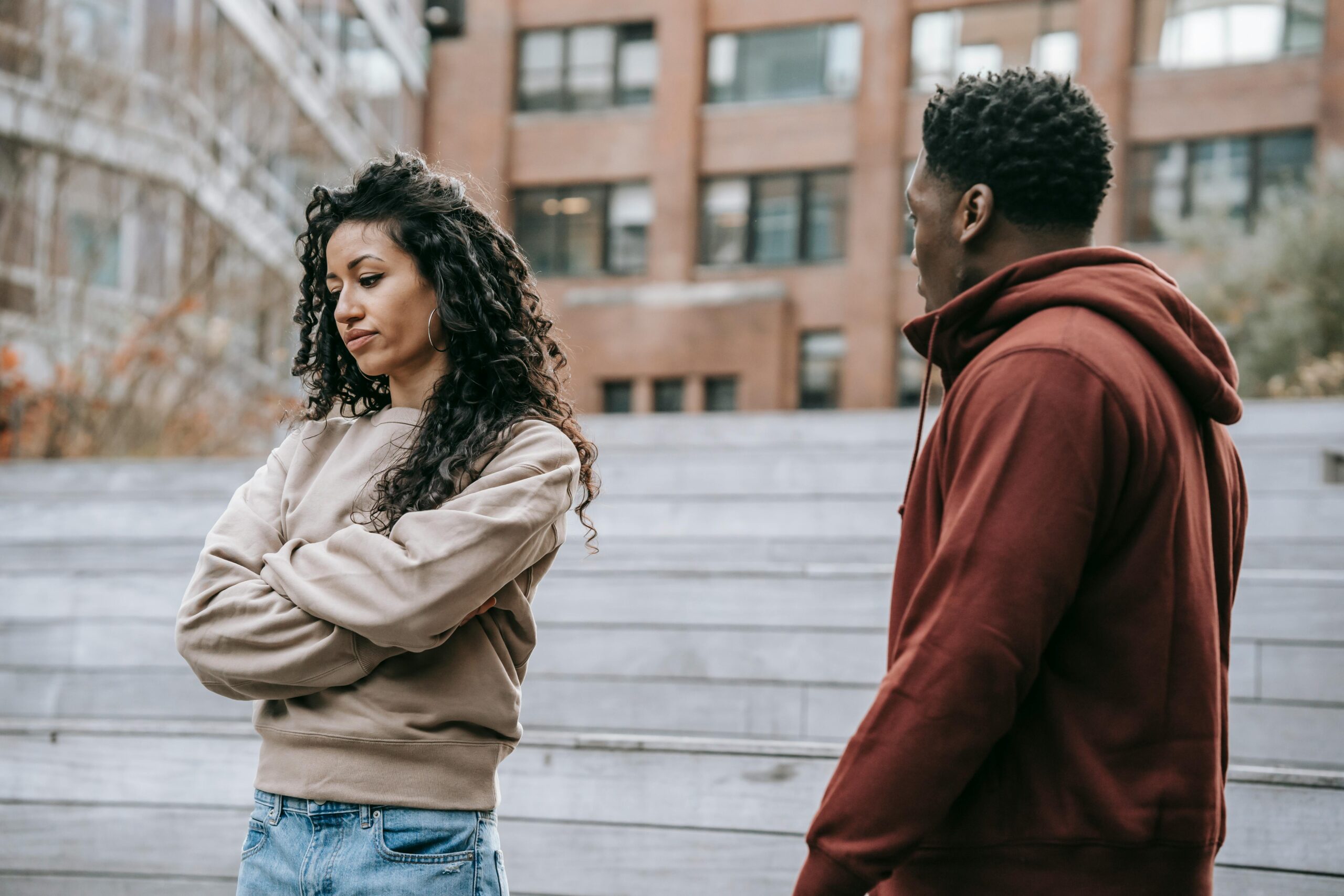 What Makes Commitment Feel Scary in Modern Relationships?